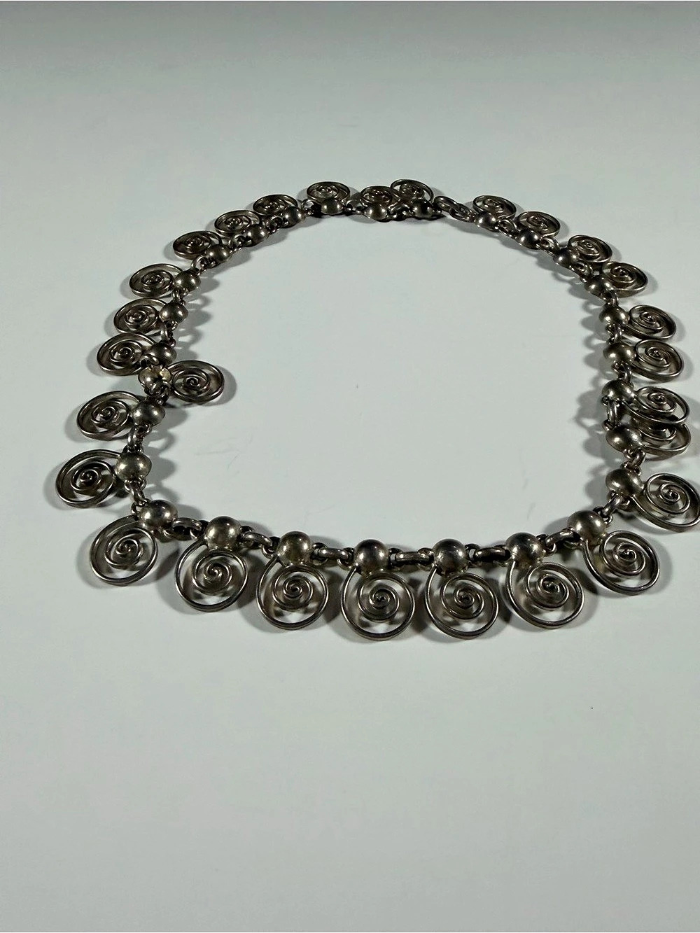 Silver-Tone Spiral Pendant Necklace Like New